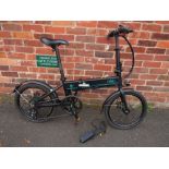 A FIIDO FOLDING ELECTRIC BIKE MODEL D4 WITH CHARGER