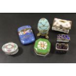 A COLLECTION OF SIX ENAMEL AND CERAMIC TRINKET BOXES AND SCENT BOTTLE CASES ETC