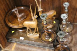 A QUANTITY OF TREEN TO INCLUDE BARLEY TWIST CANDLESTICKS