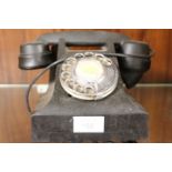 A MID 2OTH CENTURY BAKELITE TELEPHONE