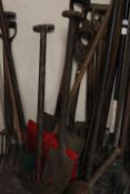 A QUANTITY OF ASSORTED HAND TOOLS