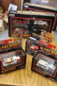 A TRAY CONTAINING 2 x BOXED CORGI GIFT SETS OF AMERICAN FIRE HEROES FIRE ENGINES CSFH14004 &