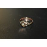 AN UNMARKED ROSE GOLD COLOURED RING APPROX 2.1G