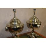 A PAIR OF LARGE MODERN CHROMED TABLE LAMPS H -72 CM (2)