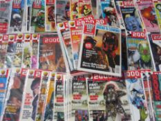 A BOX OF 2000AD COMICS FEATURING JUDGE DREDD MAINLY FROM THE MID 1990S INC 1995 ETC