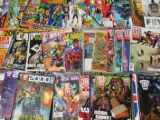 A BOX OF MIXED COMICS TO INCLUDE THE NEW LOOK JUDGE DREDD, EAGLE COMICS THE EARLY CASES, 2000AD