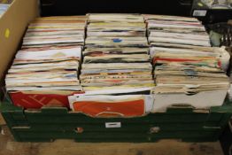 APPROXIMATELY 400 SINGLE RECORDS MAINLY FROM THE 1960s / 70s / 80s AND 90s