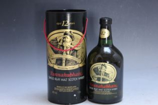 1 BOTTLE OF BUNNAHABHAIN AGED 12 YEARS SINGLE ISLAY MALT SCOTCH WHISKY, in gift tin