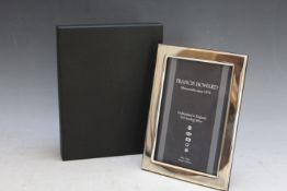 A BOXED MODERN HALLMARKED SILVER PHOTO FRAME, H 18 cm