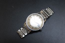 OMEGA - A SEAMASTER GENEVE AUTOMATIC, with date window and on stainless steel strap, Dia 3.75