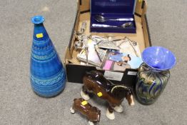 A TRAY OF CERAMICS ETC TO INCLUDE A BESWICK SHIRE HORSE