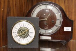 A VINTAGE MAHOGANY MANTLE CLOCK TOGETHER WITH CLOCK SET IN SLATE (2)