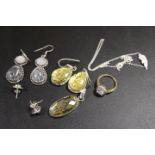 A COLLECTION OF VINTAGE SILVER JEWELLERY TO INC GEMSTONE DRESS RING, EARRINGS, PENDANTS ETC