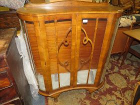 A VINTAGE WALNUT CHINA CABINET - W 100 cm