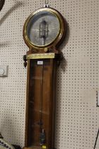 A VINTAGE OAK CASED JOSEPH'S DAVIS AND CO. AMERICAN FORECAST BAROMETER A/F