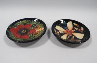 A MOORCROFT 2004 COLLECTORS CLUB PANACHE PATTERN PIN DISH, impressed and painted marks to base, Dia.