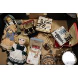 A SMALL TRAY OF COLLECTABLES TO INCLUDE CHARLIE CHAPLIN 8MM FILMS ETC