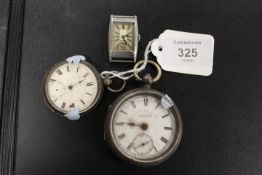 A CHESTER HALLMARKED SILVER EXPRESS ENGINE LEVER OPEN FACED, MANUAL WIND POCKET WATCH, TOGETHER WITH