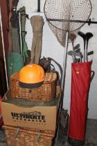 A SELECTION OF FISHING EQUIPMENT TO INCLUDE RODS, REELS AND BASKETS TOGETHER WITH SOME VINTAGE