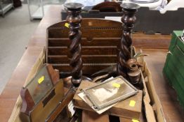 A TRAY OF ASSORTED TREEN TO INCLUDE OAK LETTER RACK , BARLEY TWIST CANDLESTICKS ETC