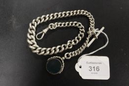 A HEAVY HALLMARKED SILVER GRADUATED ALBERT CHAIN WITH HALLMARKED SILVER BLOOD STONE SWIVEL FOB-