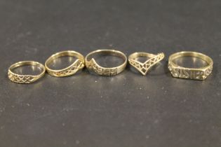 A COLLECTION OF 9CT GOLD DRESS RINGS, APPROX COMBINED WEIGHT 5.8 G (5)