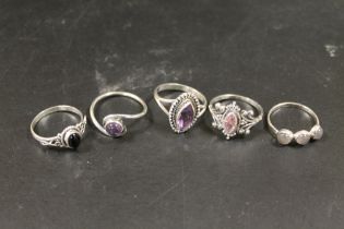 A COLLECTION OF FIVE 925 SILVER GEMSTONE DRESS RINGS TO INC AMETHYST, OPAL, ONYX ETC