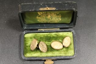 A PAIR OF VICTORIAN GOLD FRONT CUFFLINKS IN ORIGINAL BOX