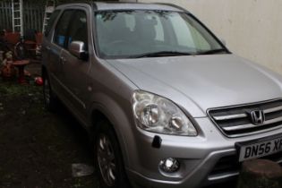 A SILVER 2007 2L PETROL HONDA 'DN56 XPA' - MOT EXPIRED 7 MARCH 2023 - WITH KEYS BUT NO PAPERWORK