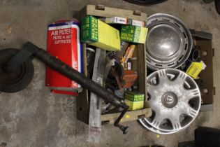 TWO BOXES OF VINTAGE CAR SPARES TO INCLUDE A JOCKEY WHEEL AND CHROME WHEEL DISCS