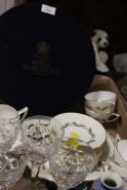 A TRAY OF ASSORTED CERAMICS AND GLASS TO INCLUDE A BOX ROYAL WORCESTER COFFEE SET