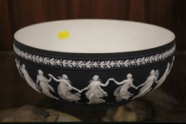 A WEDGWOOD BLACK DANCING HOURS BOWLS (CHIP TO BASE )