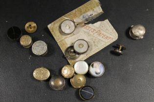 A QUANTITY OF ANTIQUE BACHELOR BUTTONS