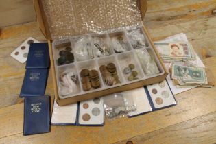 A COLLECTION OF ASSORTED BANK NOTES, DECIMAL COINAGE PLUS VARIOUS COINS FROM QUEEN VICTORIA