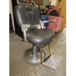 A RETRO STYLE BARBERS CHAIR