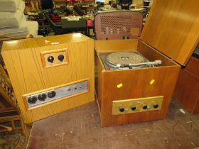 A BESPOKE MADE RECORD PLAYER WITH LEAK VALVE AMPLIFIER AND BESPOKE VALVE AMPLIFIER