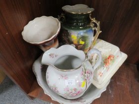 VINTAGE CERAMICS TO INCLUDE A JUG AND BOWL SET