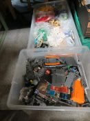 A LARGE QUANTITY OF LEGO ETC - OVER TWO TRAYS