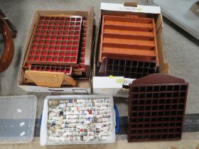 A CERAMIC THIMBLE COLLECTION TOGETHER WITH TWO TRAYS OF DISPLAY STANDS