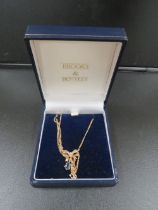 A 9CT GOLD NECKLACE