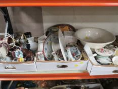 THREE TRAYS OF ASSORTED CERAMICS TO INCLUDE A RALPH LAUREN COMPORT, CROWN DEVON FIELDINGS MUSICAL