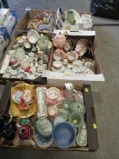 FIVE TRAYS OF ASSORTED CERAMICS AND COLLECTABLES TO INCLUDE WEDGWOOD JASPER WARE AND OLD TUPTON WARE