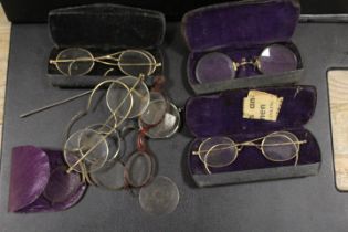 A COLLECTION OF ANTIQUE SPECTACLES