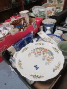 THREE TRAYS OF ASSORTED CERAMICS TO INCLUDE WEDGWOOD, COALPORT, PORTMEIRION ETC TO INCLUDE VASES