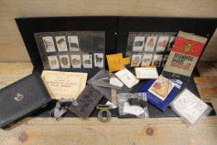 A BOX OF MILITARY AND OTHER COLLECTABLES TO INC A PART DINGHY SURVIVAL KIT