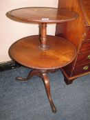 A 19TH CENTURY ANTIQUE MAHOGANY TWO TIER DUMB WAITER - H 90.5 cm, Dia. 62 cm