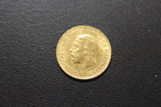 A GEORGE V FULL SOVEREIGN DATED 1931 - SOUTH AFRICA MINT
