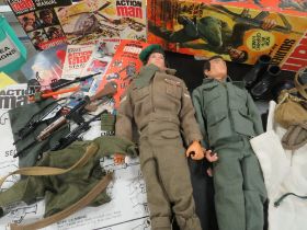 A BOXED ACTION MAN SOLDIER BY PALITOY WITH GRIPPING HANDS AND REALISTIC HAIR TOGETHER WITH AN