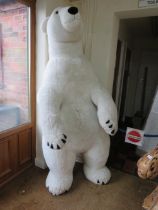 A HUGE STUFFED POLAR BEAR APPROX H 210 cm POSSIBLE FROM HAMLEYS IN LONDON A/F - SOME STITCHING TO