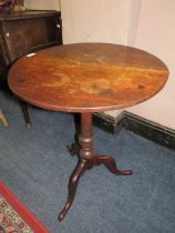 A 19TH CENTURY OAK ANTIQUE PEDESTAL TABLE (TOP DETACHED)